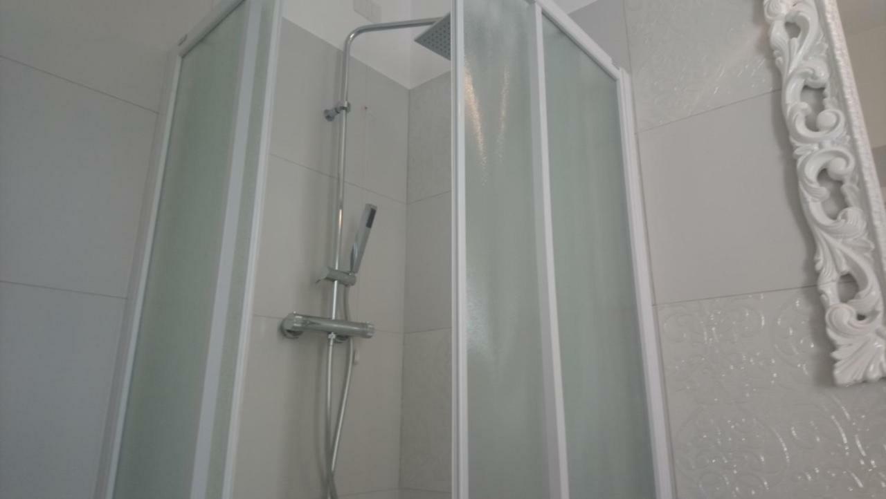 Gli Angeli Bed & Breakfast Loreto Bagian luar foto