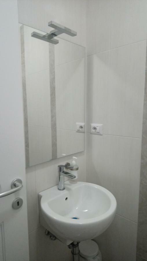 Gli Angeli Bed & Breakfast Loreto Bagian luar foto